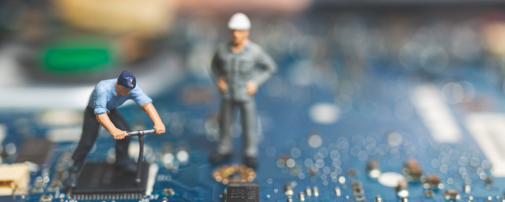 RepairDesk training challenges blog banner