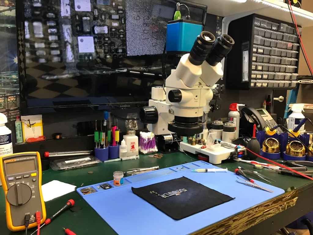 repair shop tools and workstation at Spacity iRepair